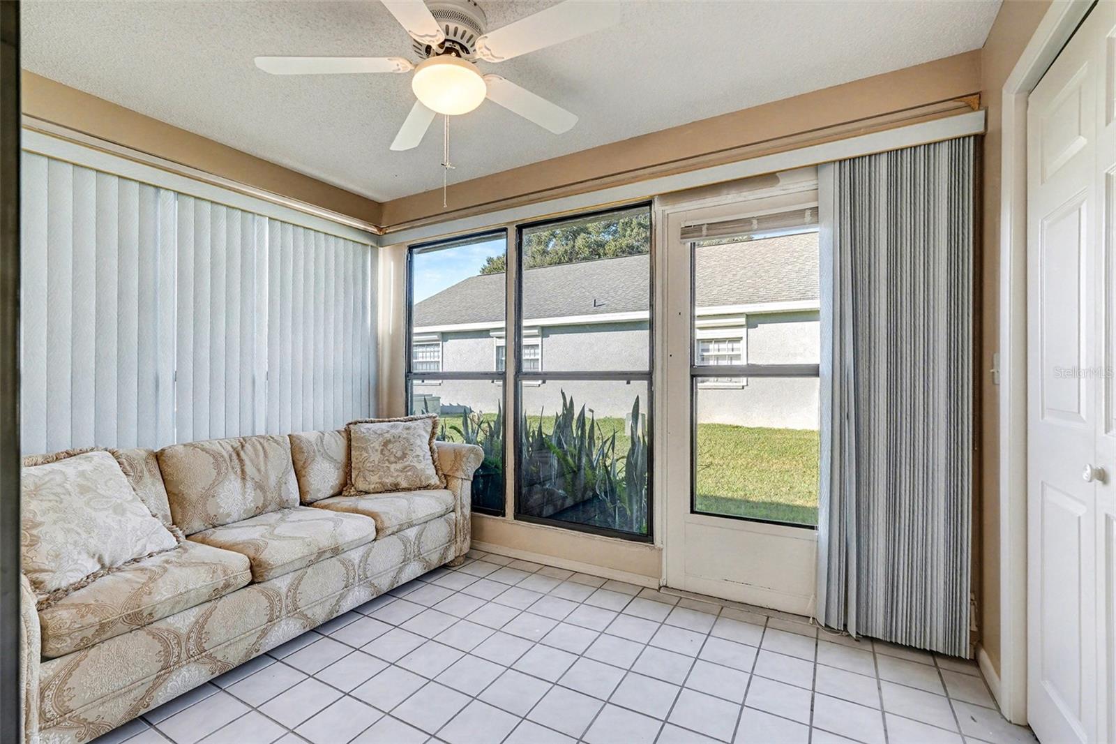 Condominium at 38345 COTTONWOOD PL, ZEPHYRHILLS, photo 11 of 27