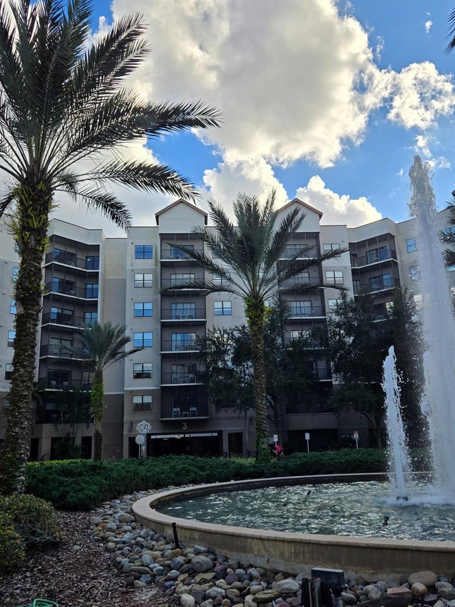 14501 GROVE RESORT AVE #3424