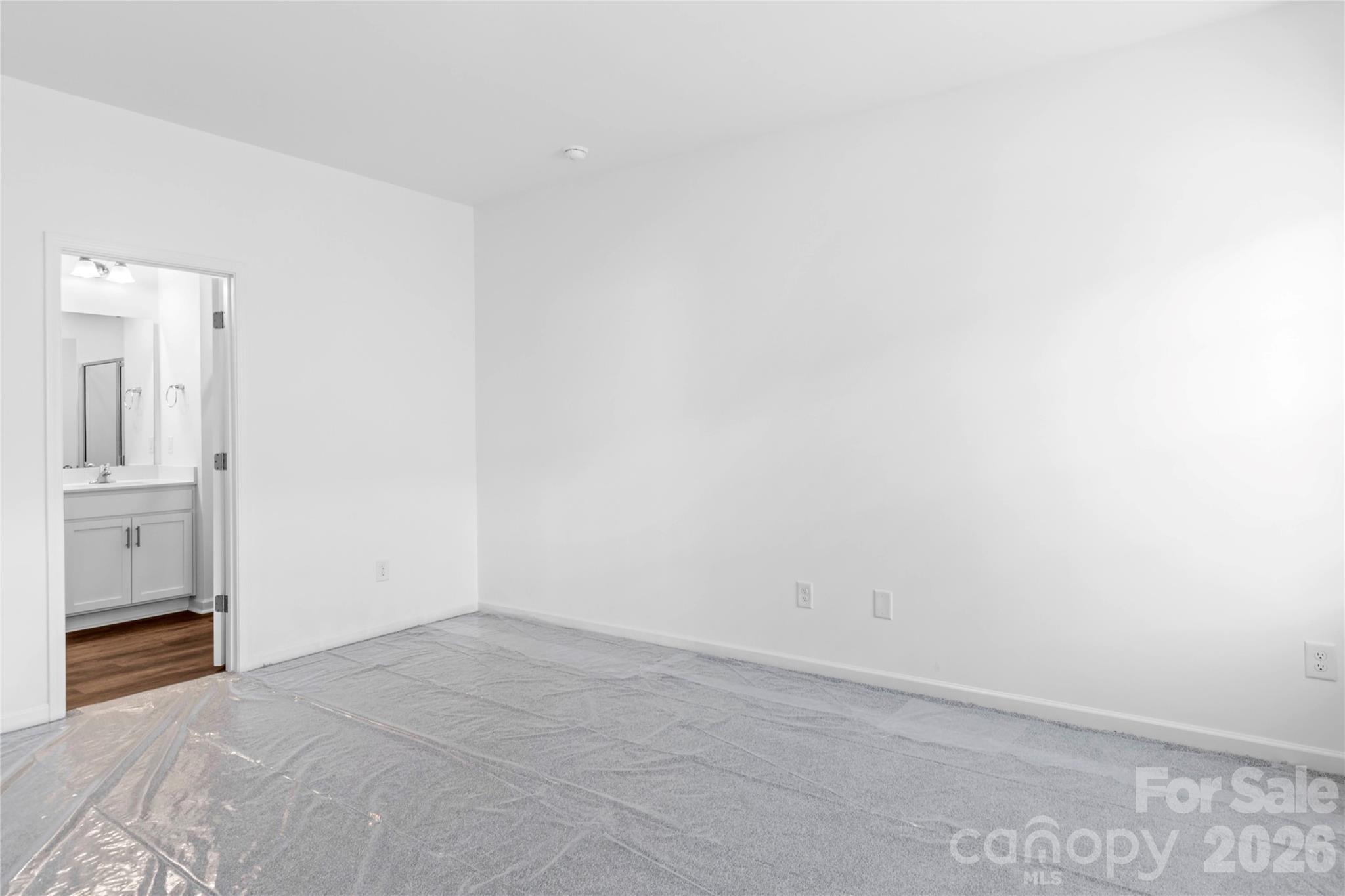 Single Family Residence at 275 Waylon Court, Lexington, photo 12 of 31