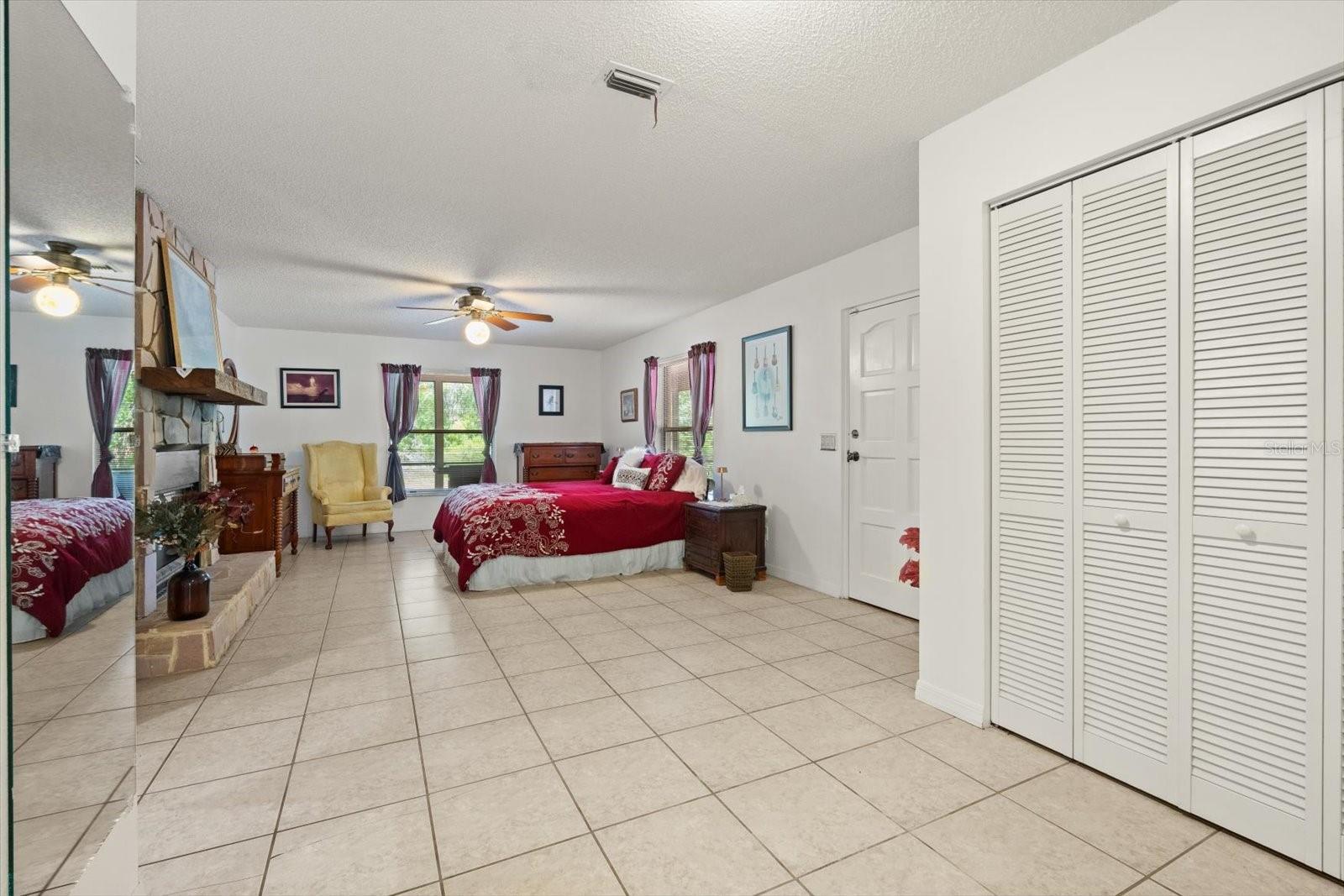 Single Family Residence at 13719 and 13615 SEMINOLE TRL, WIMAUMA, photo 21 of 68