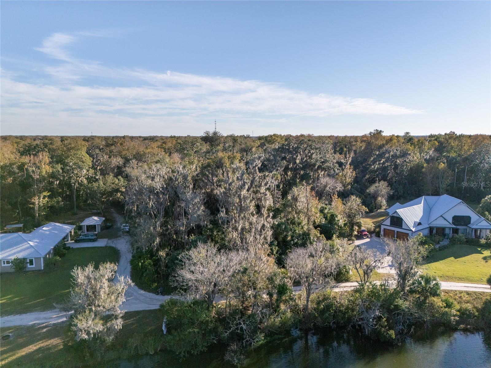 2750 PEARL LAKE TRL