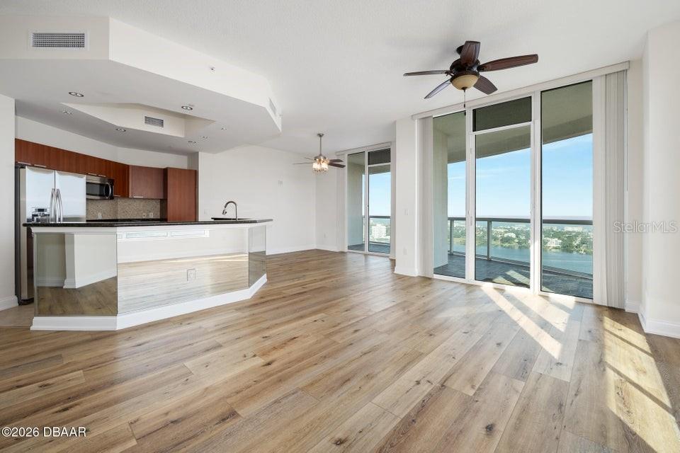 Condominium at 231 RIVERSIDE DR #2601-1, DAYTONA BEACH, photo 9 of 56