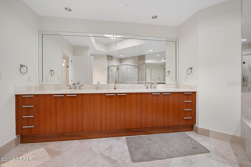 Condominium at 231 RIVERSIDE DR #2601-1, DAYTONA BEACH, photo 13 of 56