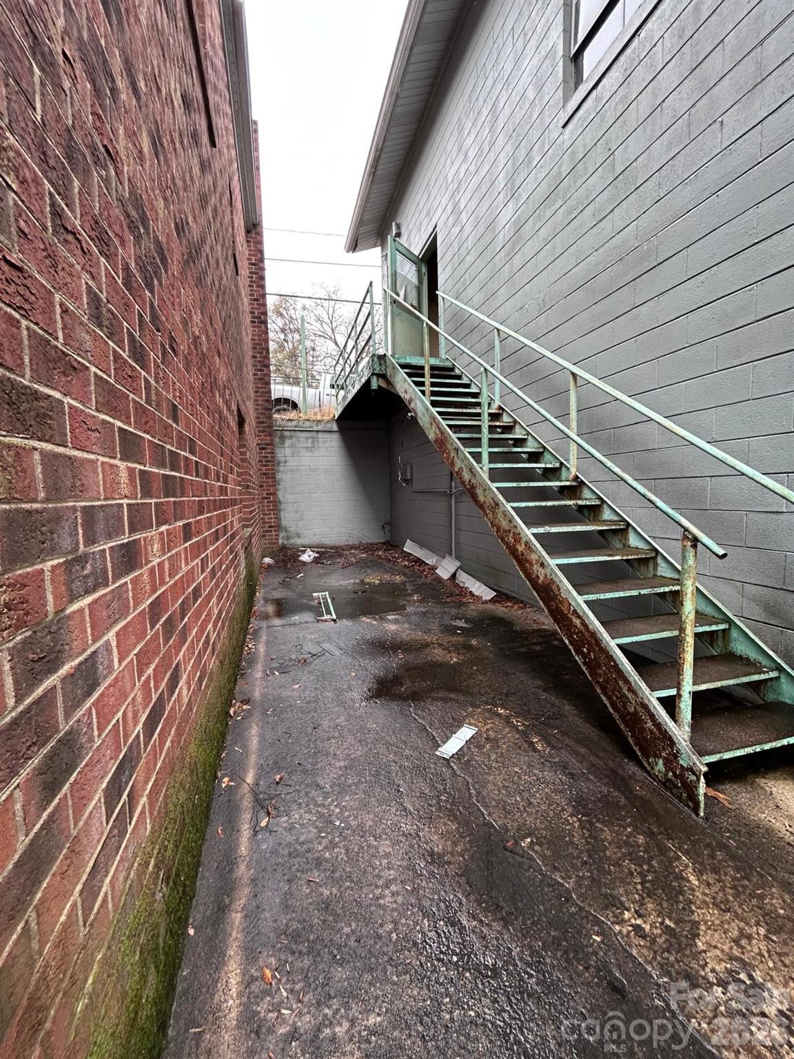 Industrial at 714 Dr Martin Luther King Jr Way, Gastonia, photo 15 of 18