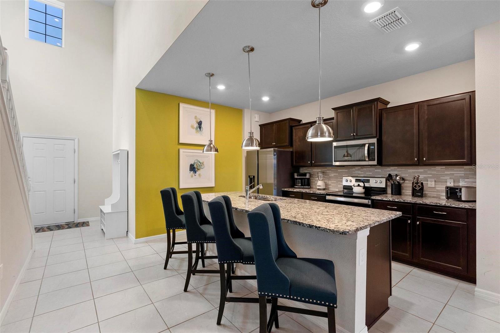 Single Family Residence at 3413 LILAC, DAVENPORT, photo 6 of 63