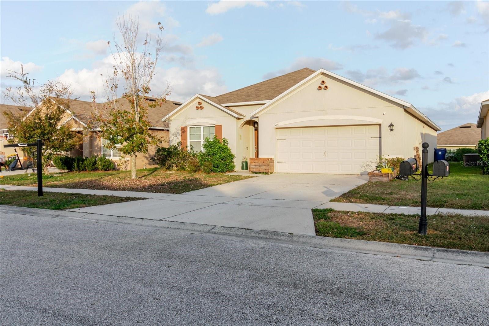 Single Family Residence at 525 SQUIRES GROVE DR, WINTER HAVEN, photo 61 of 63