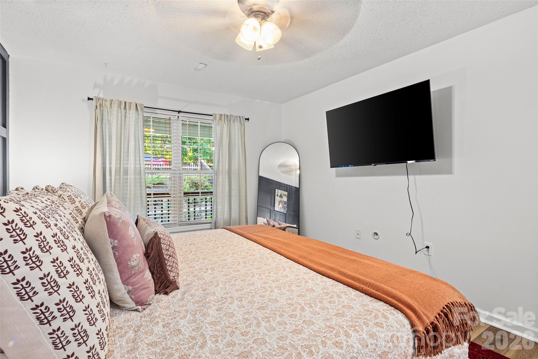 Primary bedroom - 28 Grove Garden Avenue, Candler