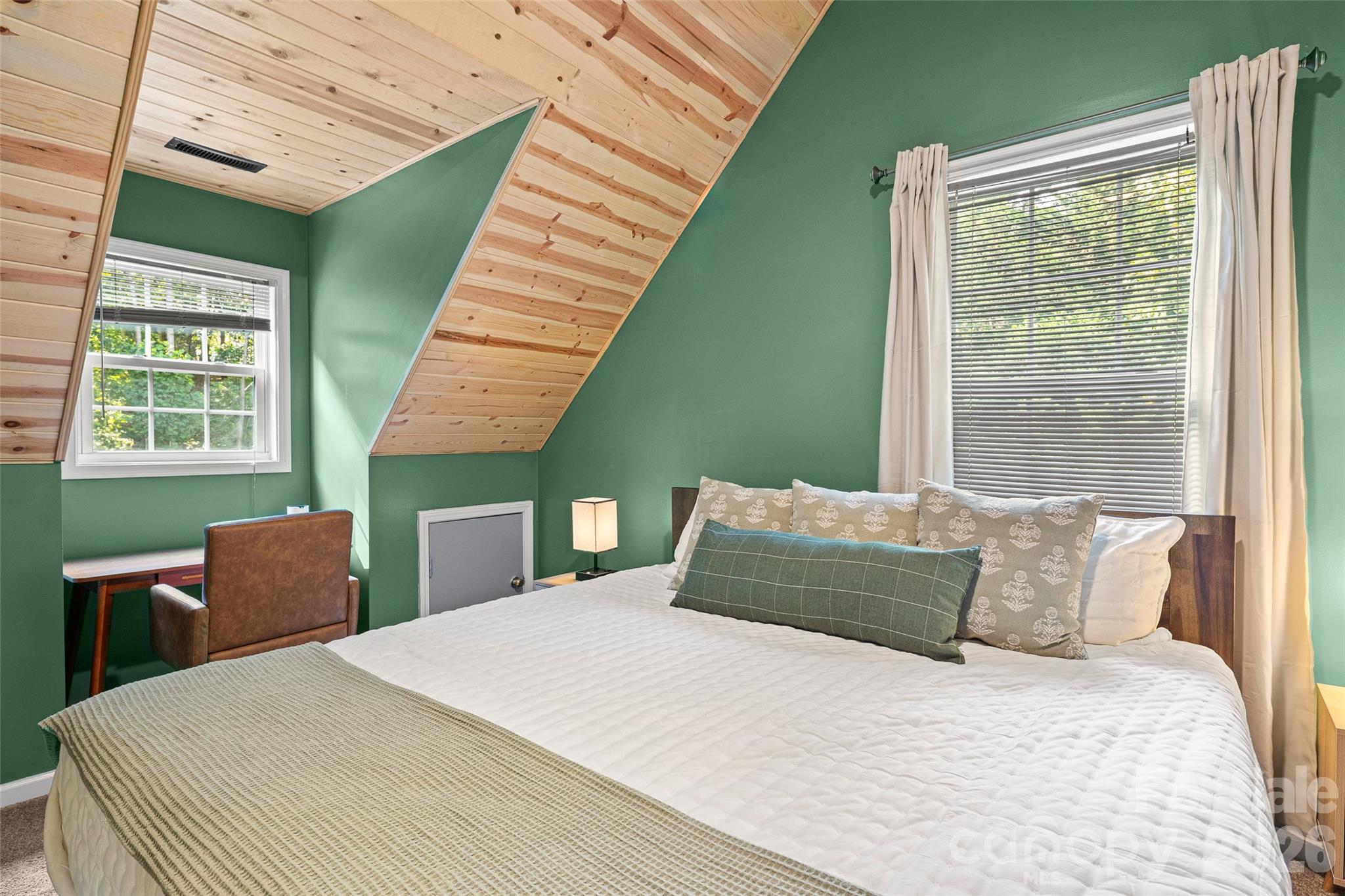 second bedroom - 28 Grove Garden Avenue, Candler