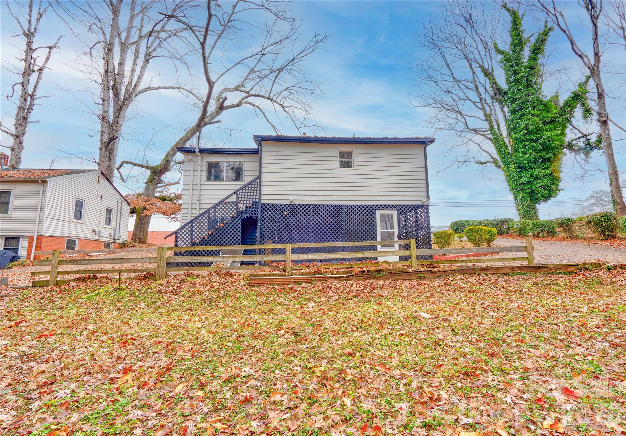 Single Family Residence at 704 Earl Road, Shelby, photo 16 of 23