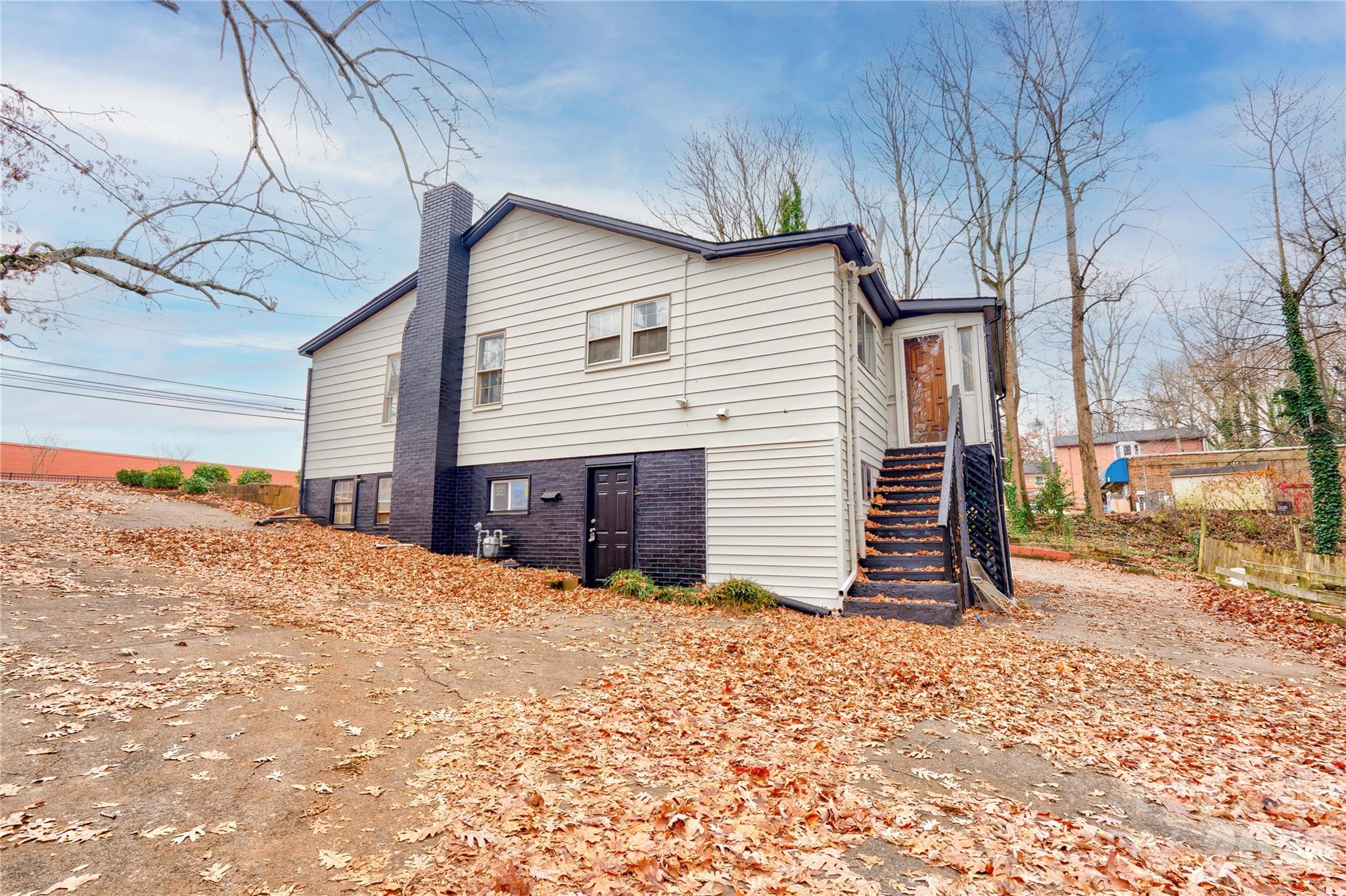 Single Family Residence at 704 Earl Road, Shelby, photo 17 of 23