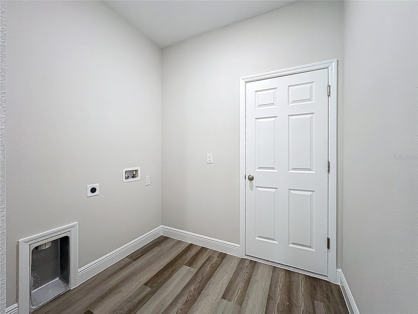Single Family Residence at 2624 ATWATER DR, NORTH PORT, photo 43 of 93