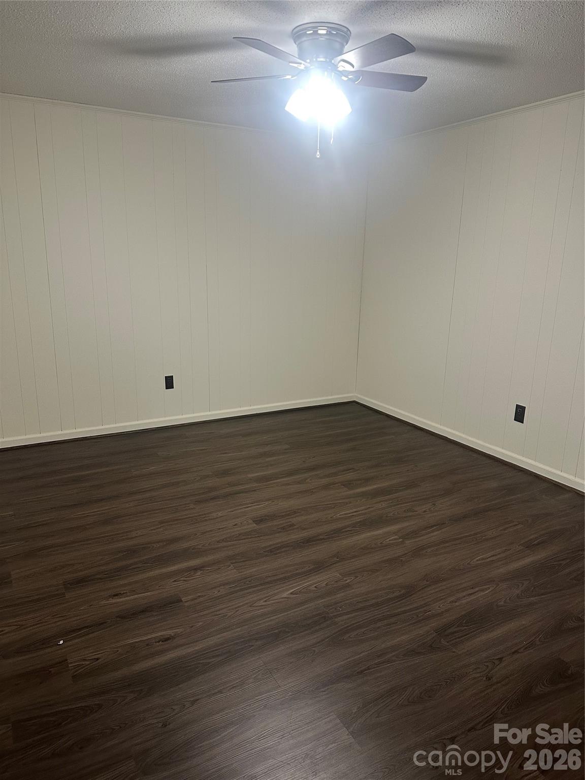 partment 9 - Lower Building - 2 Bedrooms 1 1/2 Baths - 18 Berkley Avenue, Granite Falls