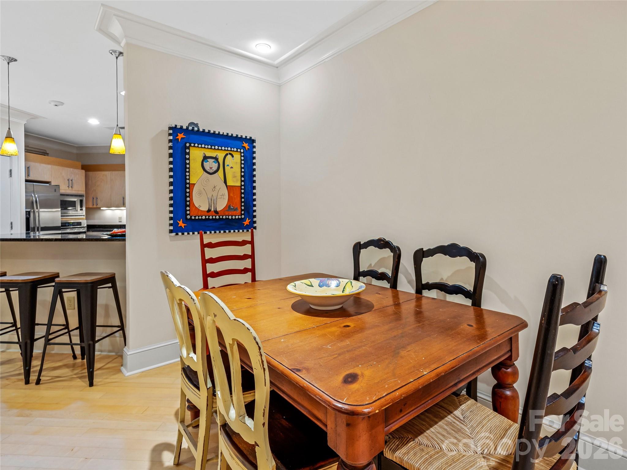 Condominium at 21 Battery Park Avenue, Asheville, photo 9 of 39
