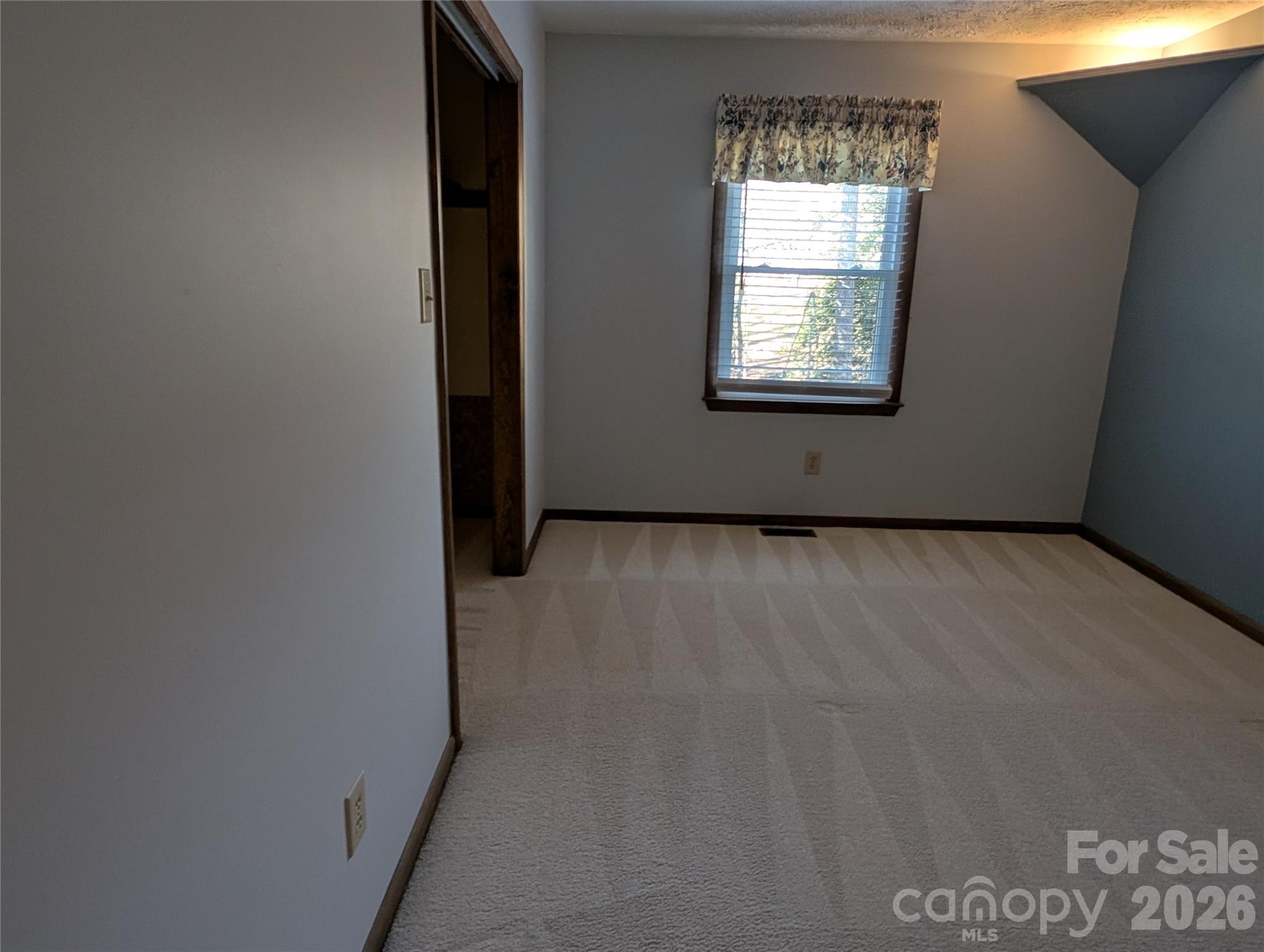 bedroom 1 - 3065 Woodstream Drive, Valdese