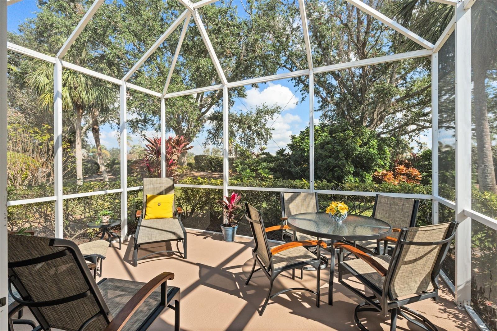 Villa at 905 BARCLAY CT, VENICE, photo 16 of 65