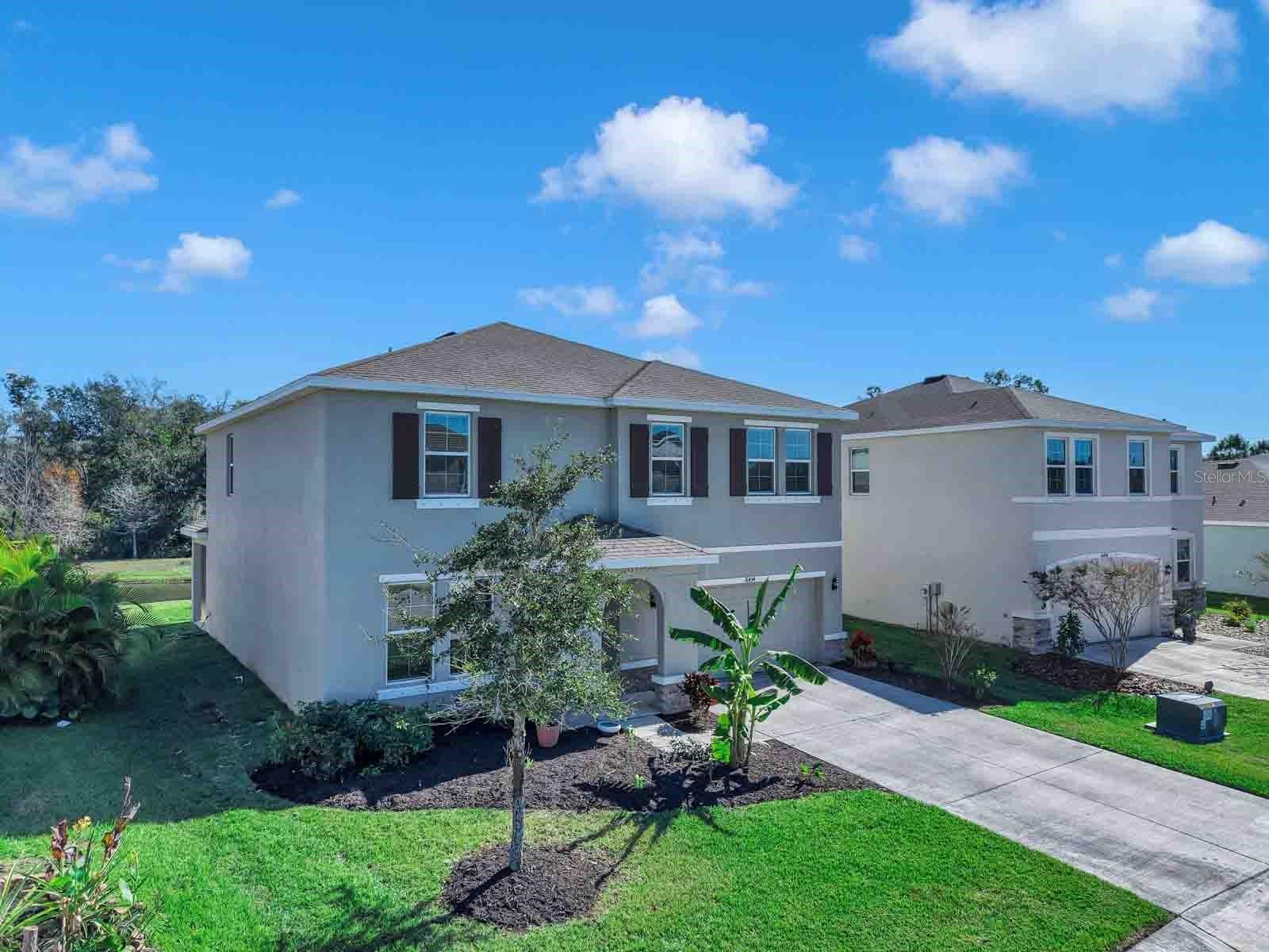 16454 WOODSIDE GLN