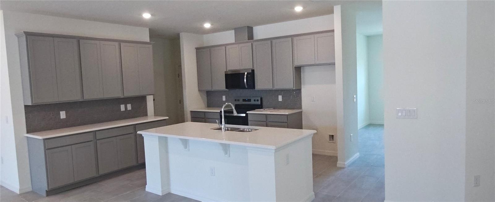 Single Family Residence at 51 KANKAKEE TRL, PALM COAST, photo 2 of 14
