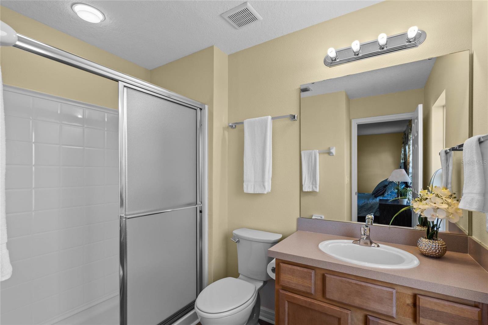 Townhouse at 8535 BAY LILLY LOOP, KISSIMMEE, photo 19 of 58