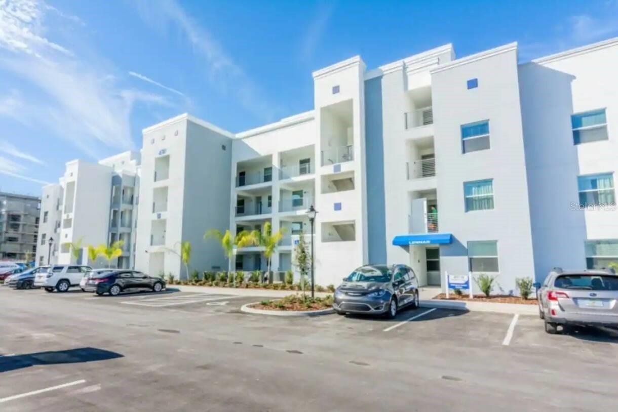 4751 CLOCK TOWER DR #402
