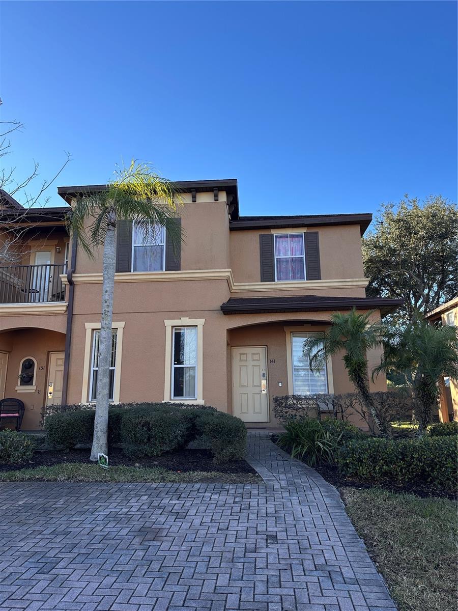 141 LA MIRAGE ST