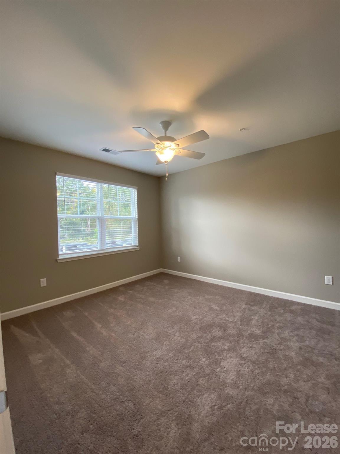 Single Family Residence at 90 Riverside Drive, Hickory, photo 18 of 19