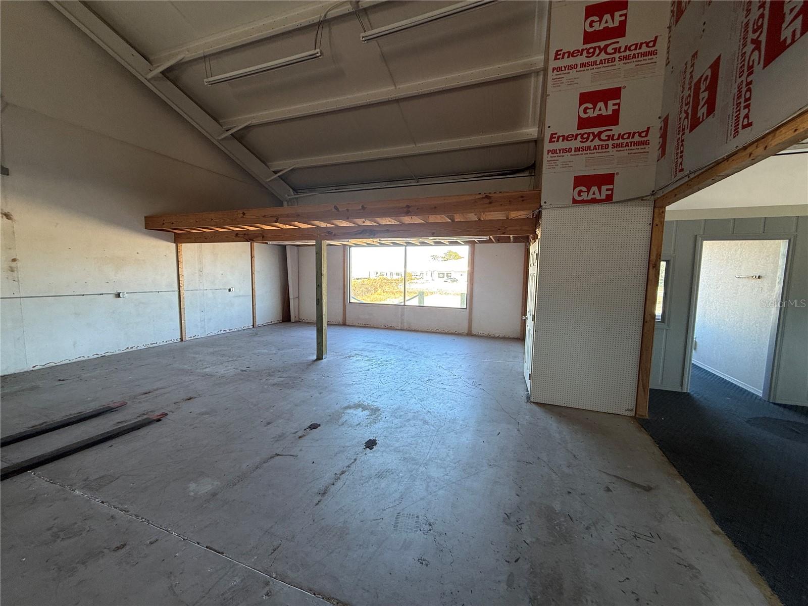 Warehouse at 3060 PLACIDA RD, ENGLEWOOD, photo 7 of 28