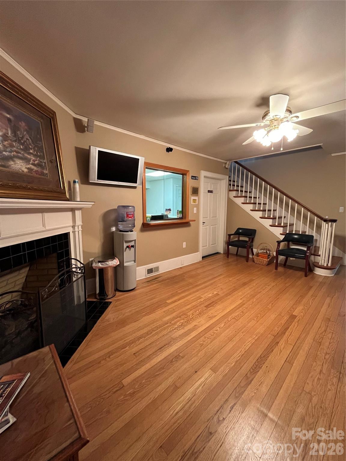 Office at 420 Harper Avenue NW, Lenoir, photo 4 of 30