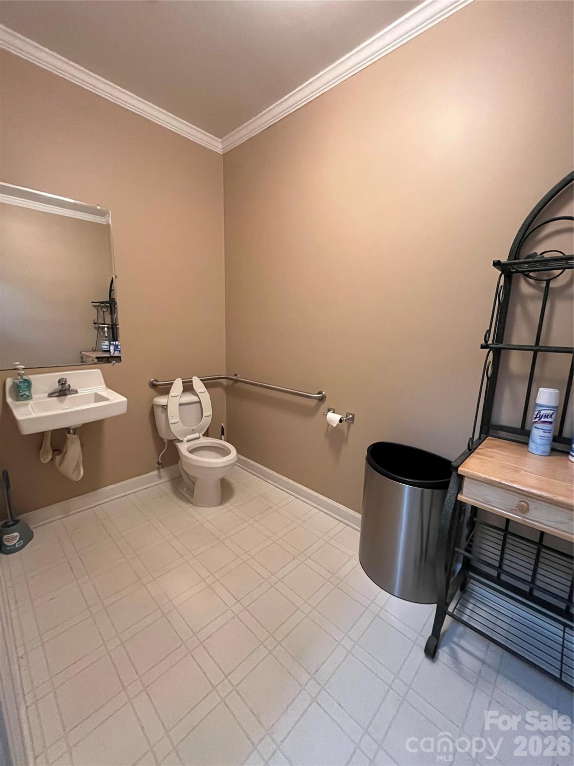 Office at 420 Harper Avenue NW, Lenoir, photo 14 of 30