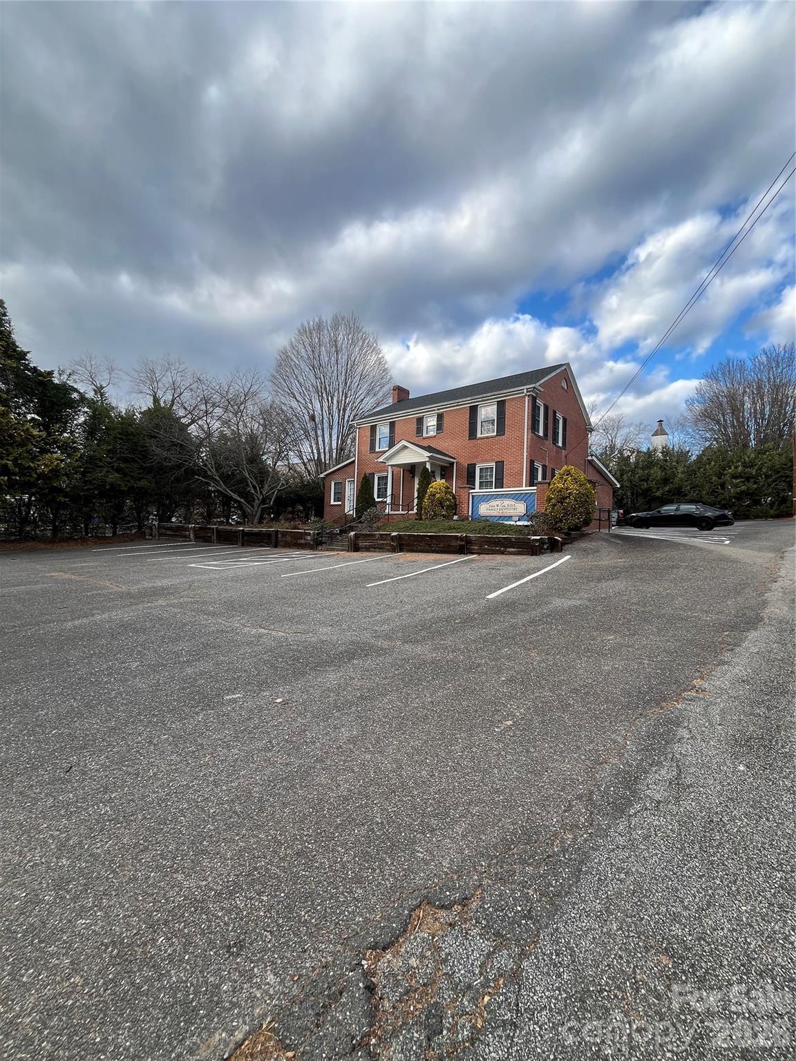 Office at 420 Harper Avenue NW, Lenoir, photo 29 of 30