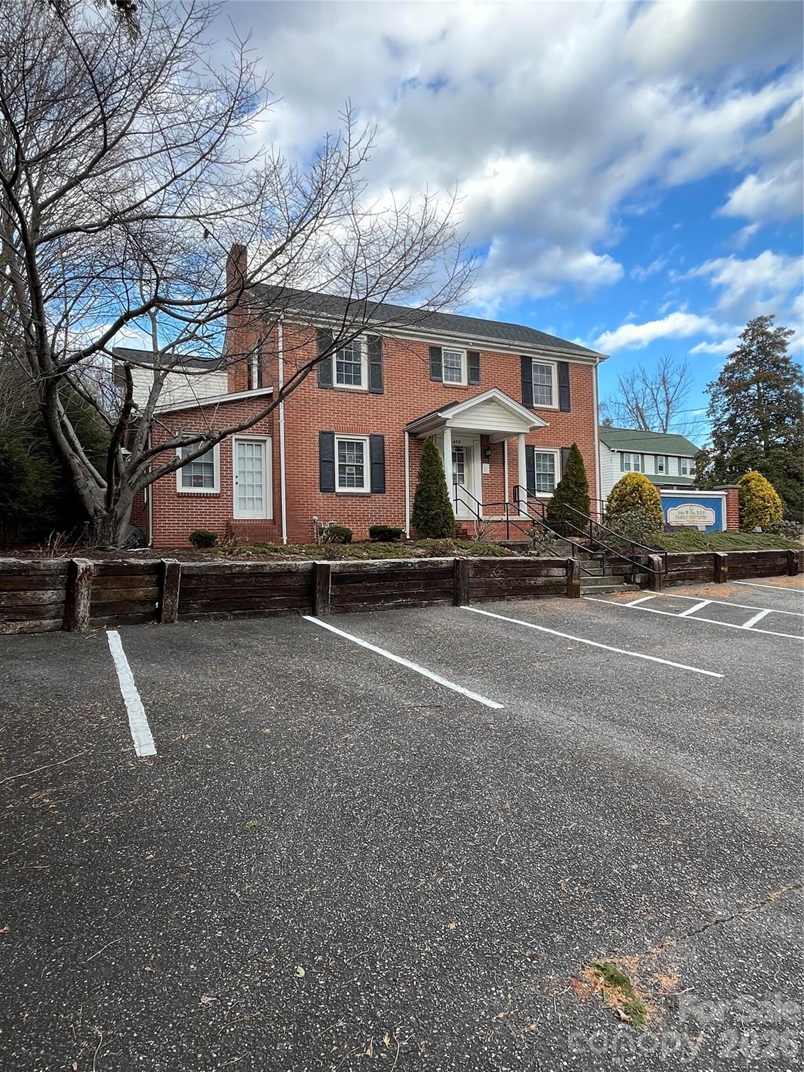 Office at 420 Harper Avenue NW, Lenoir, photo 30 of 30