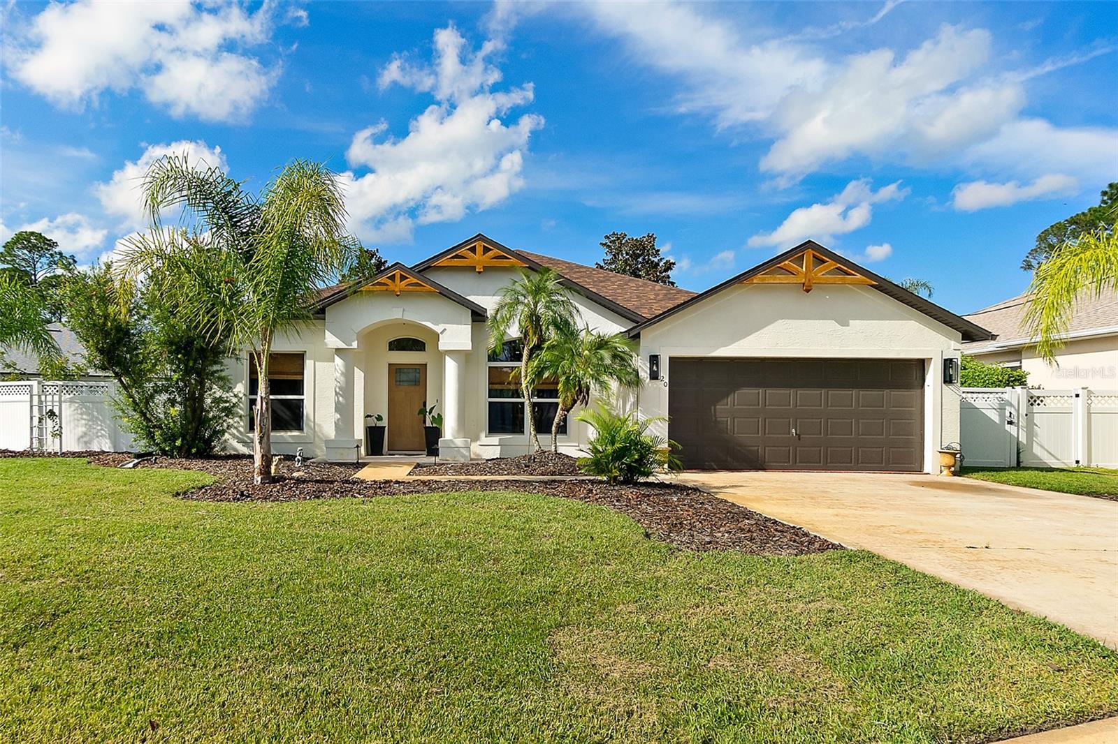 20 EASTWOOD DR