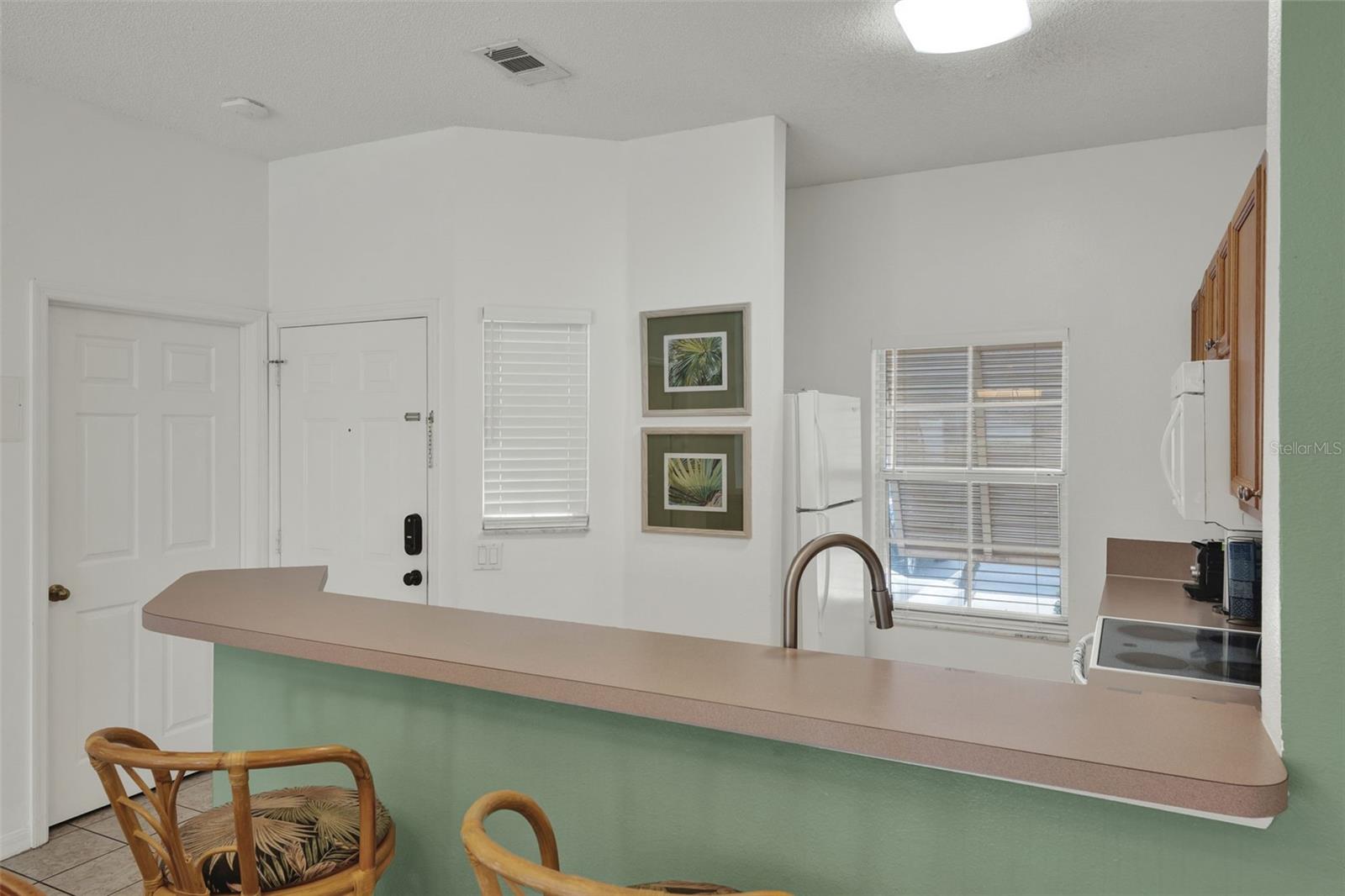 Townhouse at 1086 PARK RIDGE CIR, KISSIMMEE, photo 7 of 57