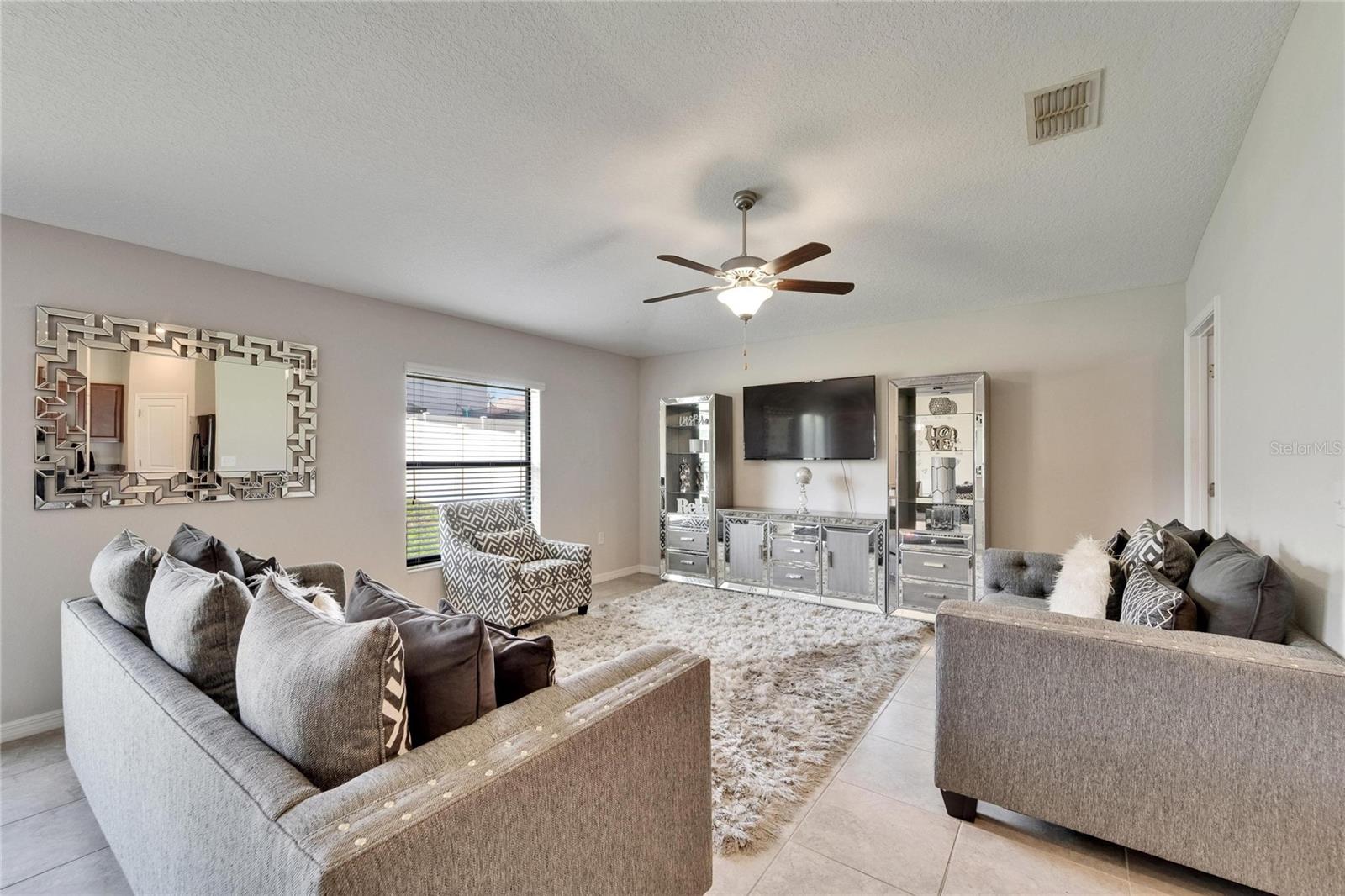 Single Family Residence at 10119 ROSE PETAL PL, RIVERVIEW, photo 13 of 25