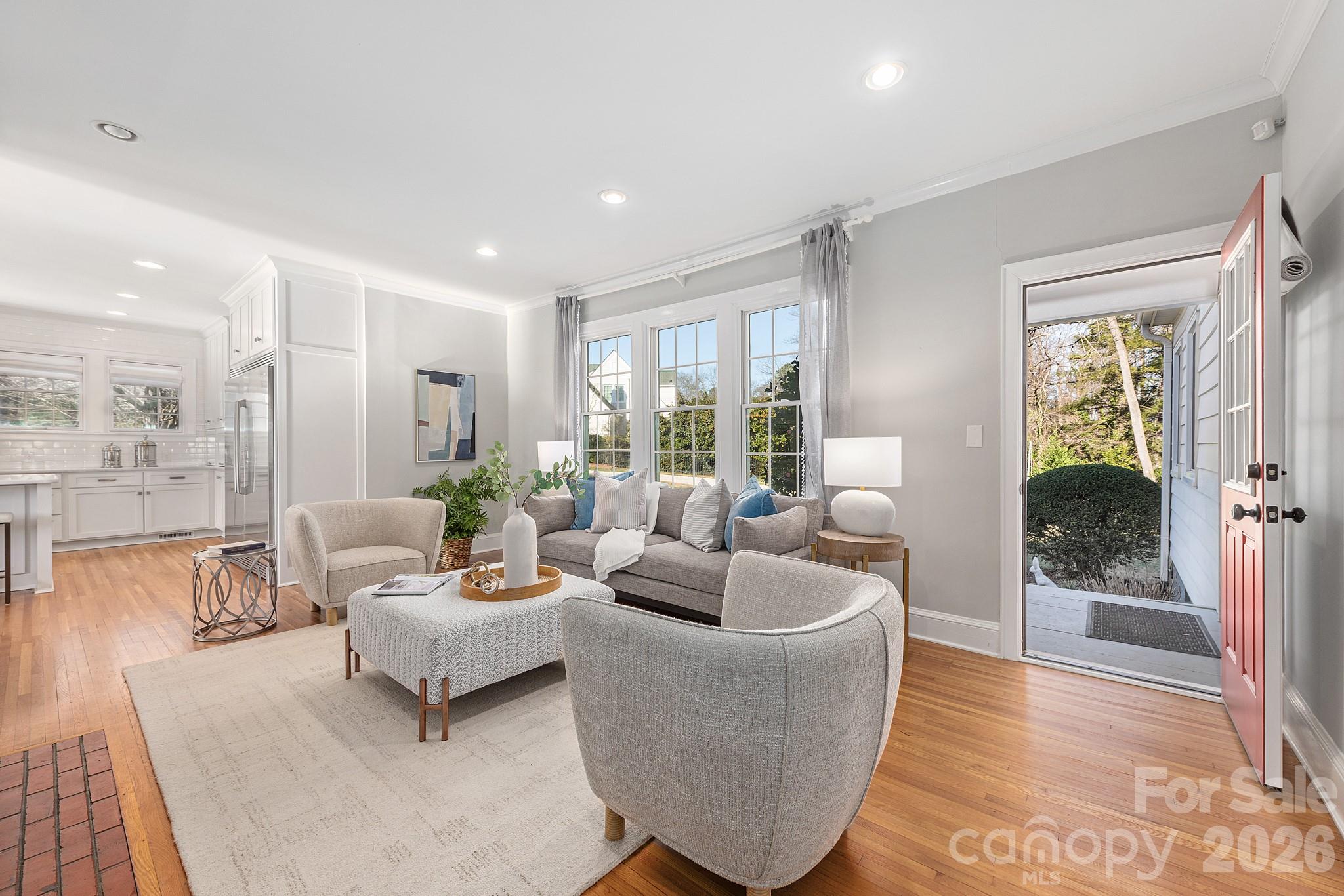 Single Family Residence at 27 Circle Drive, Belmont, photo 12 of 47