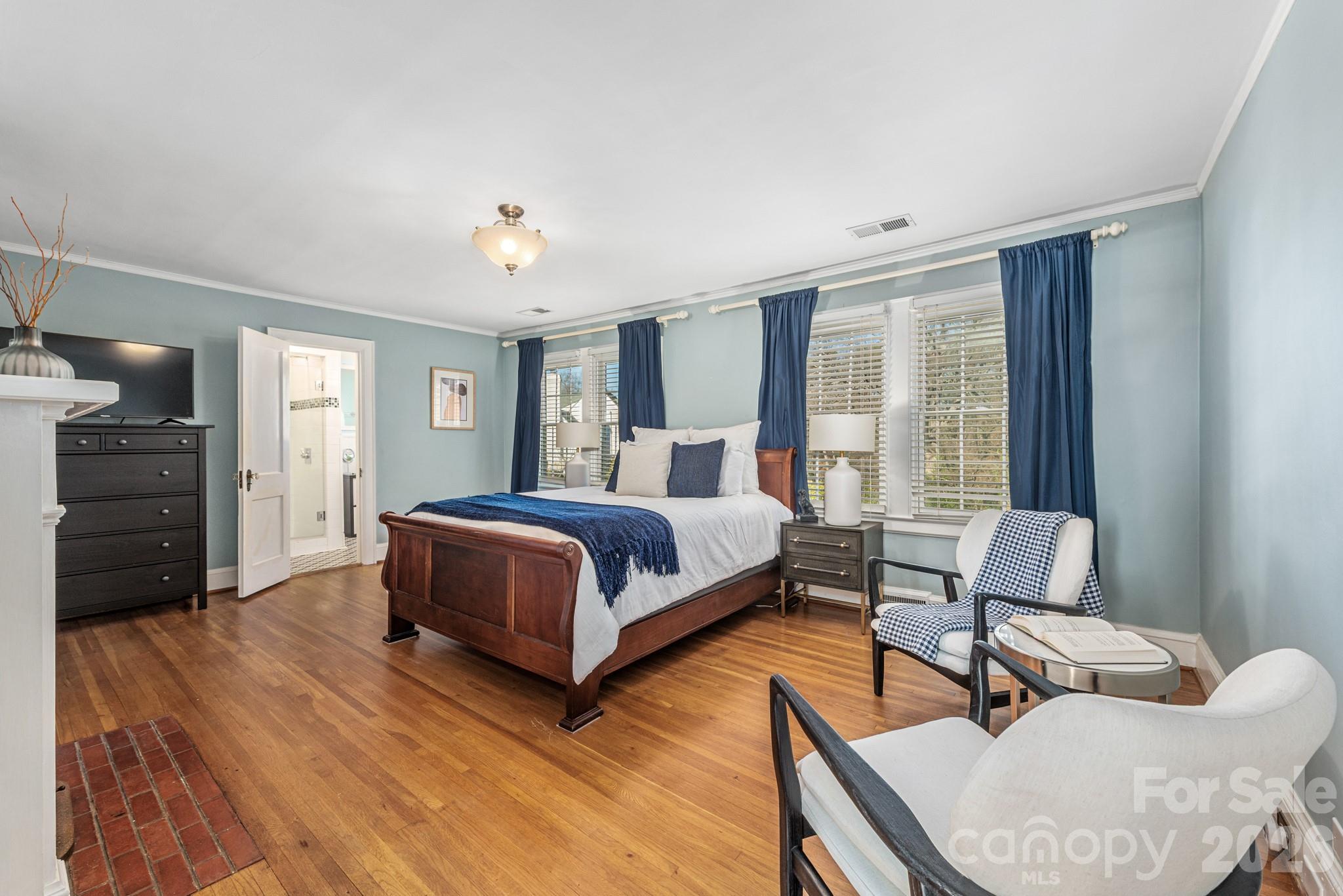Single Family Residence at 27 Circle Drive, Belmont, photo 29 of 47