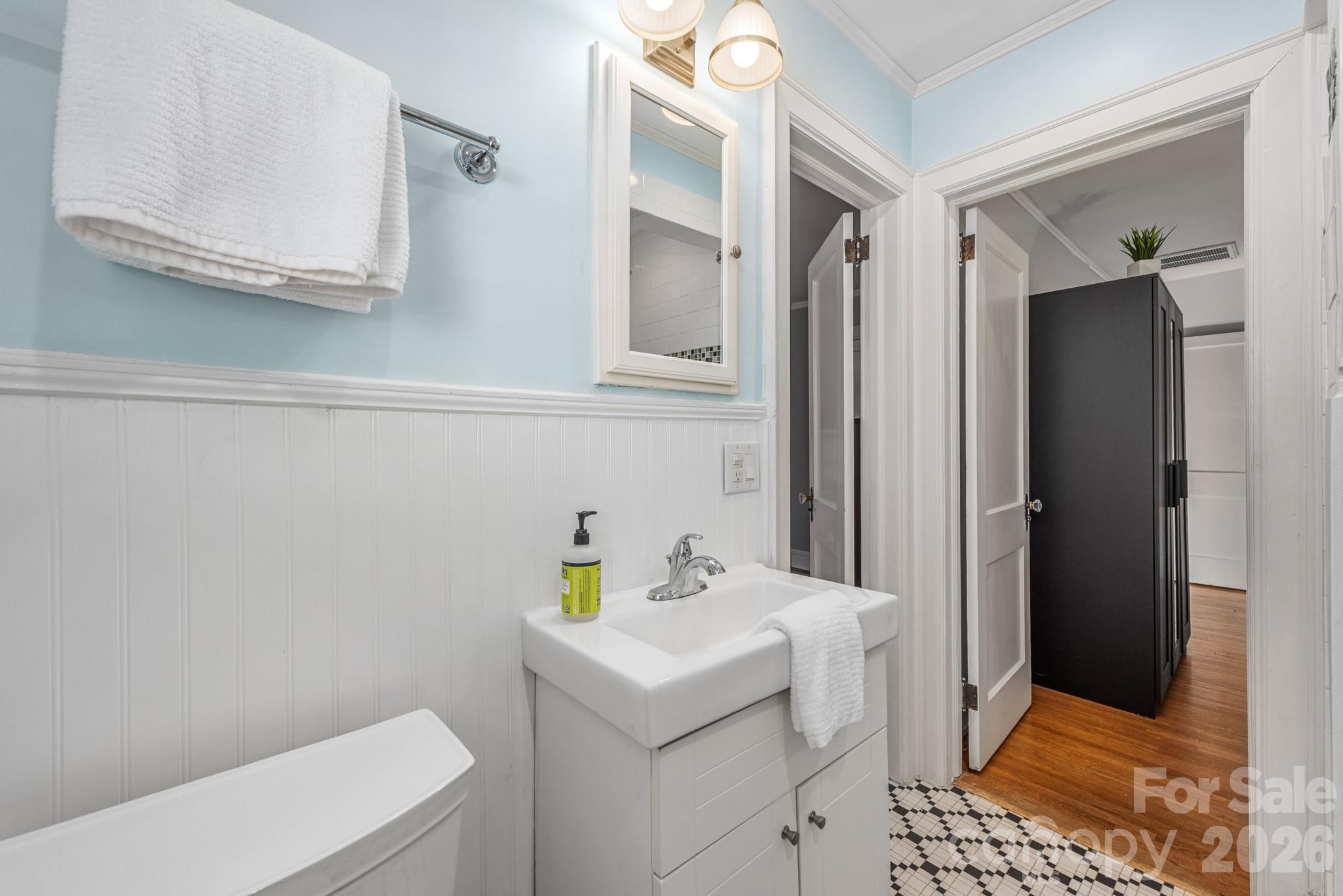 Single Family Residence at 27 Circle Drive, Belmont, photo 32 of 47
