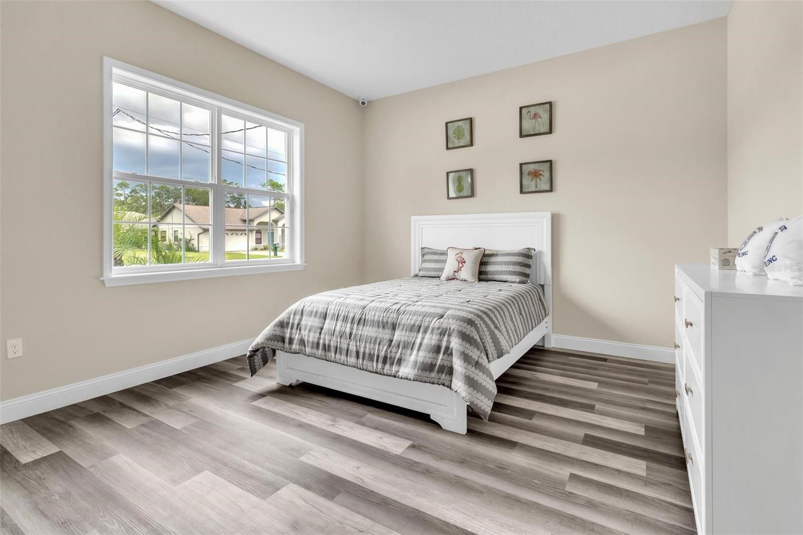 Single Family Residence at 10 POINT OF WOODS DR, PALM COAST, photo 17 of 23