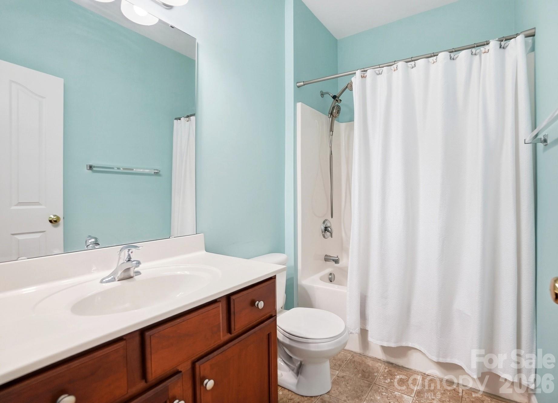 Main Floor Full Bathroom - 5008 Rosewater Lane, Indian Trail