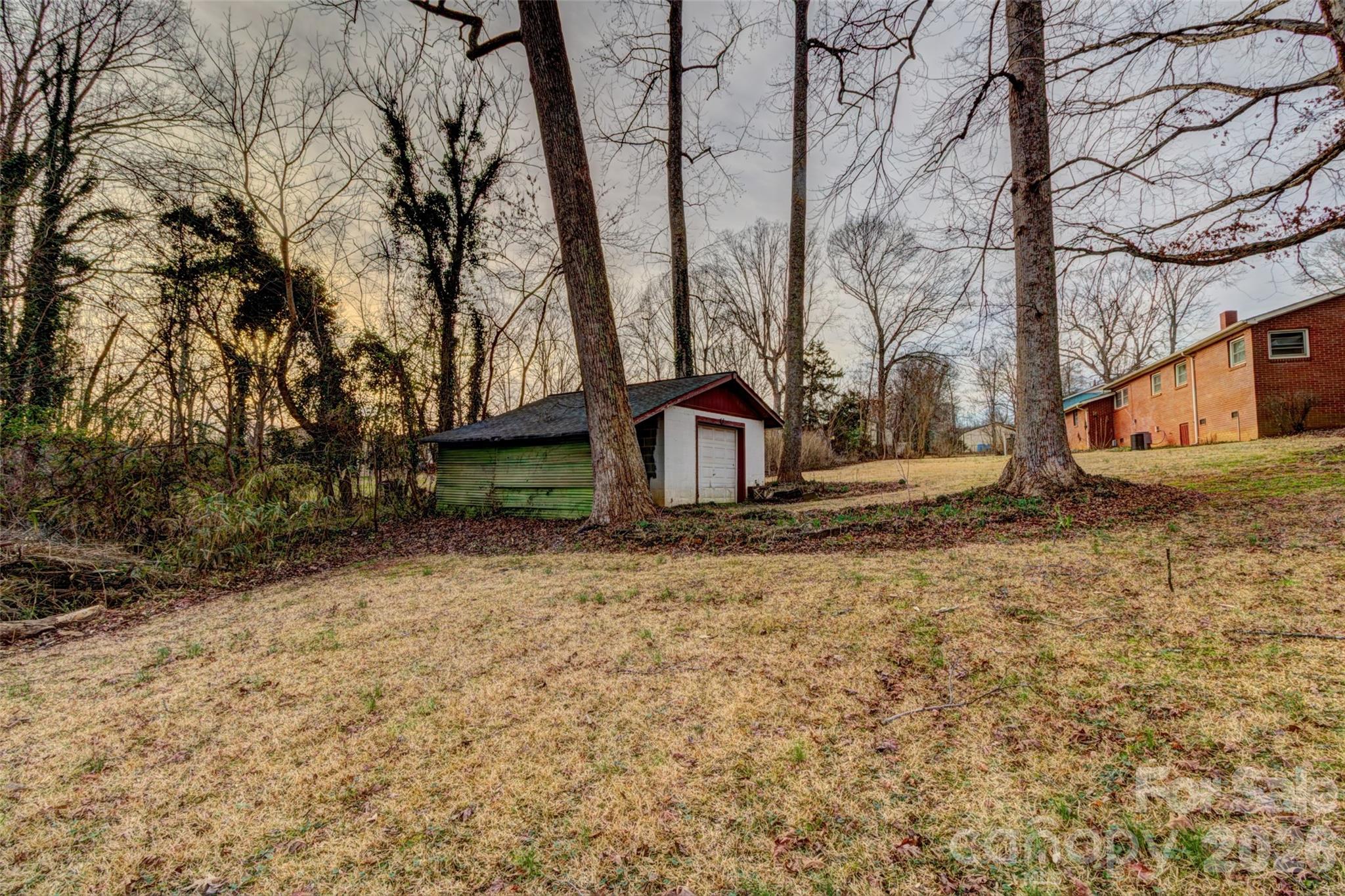 Single Family Residence at 1040 Allison Drive, Shelby, photo 5 of 19