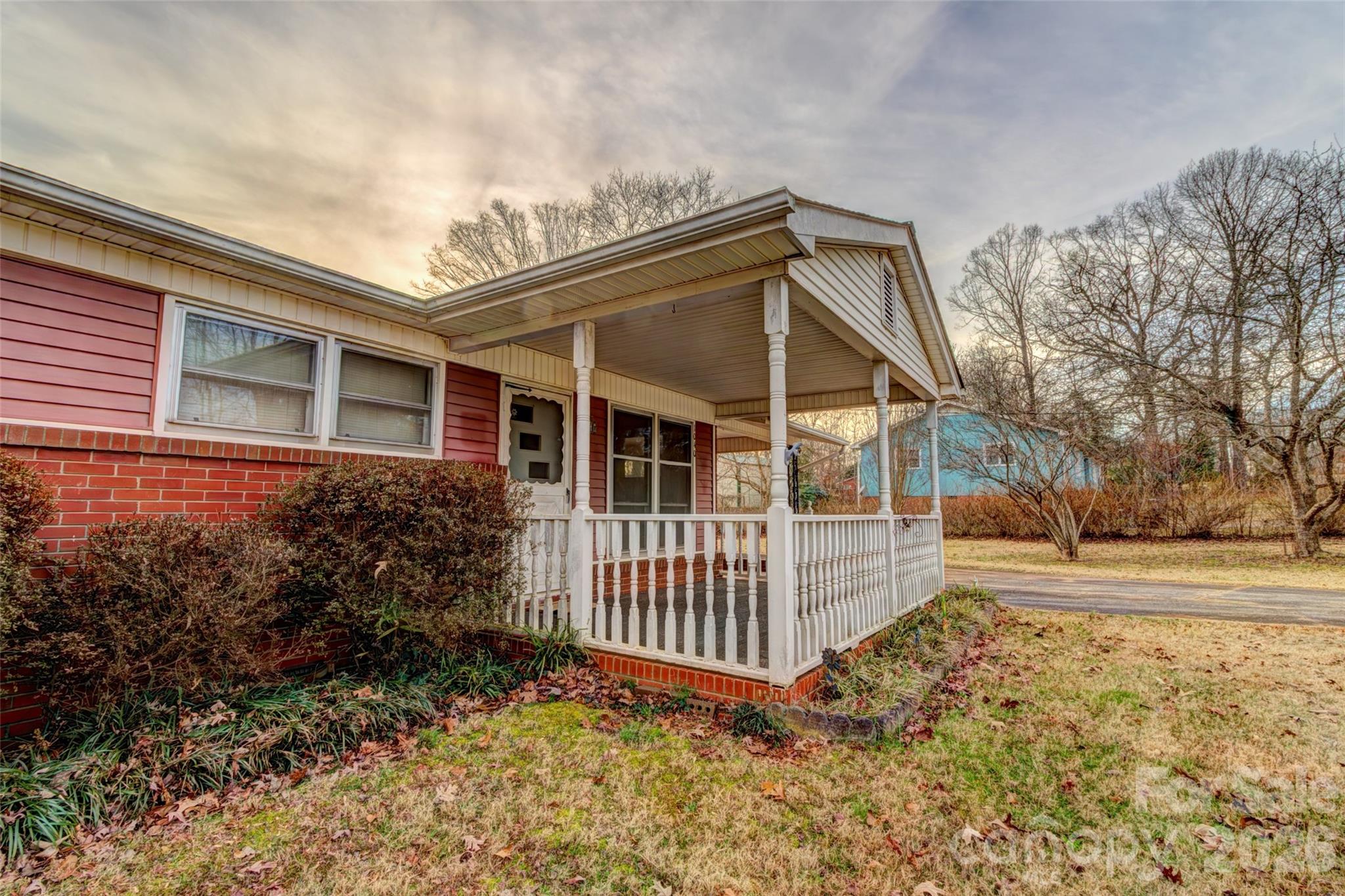 Single Family Residence at 1040 Allison Drive, Shelby, photo 6 of 19