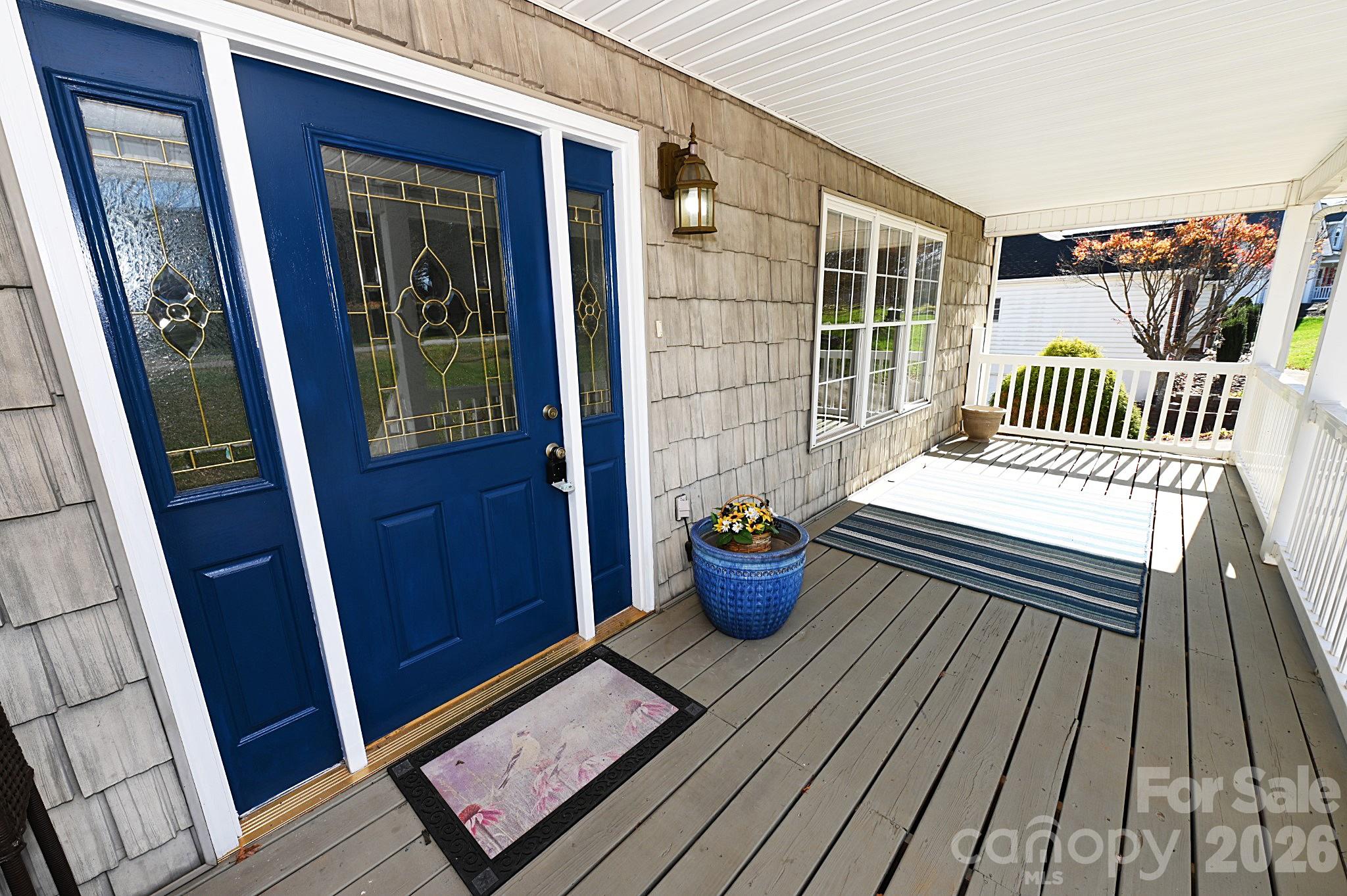 Single Family Residence at 518 30th Avenue Circle NE, Hickory, photo 5 of 38
