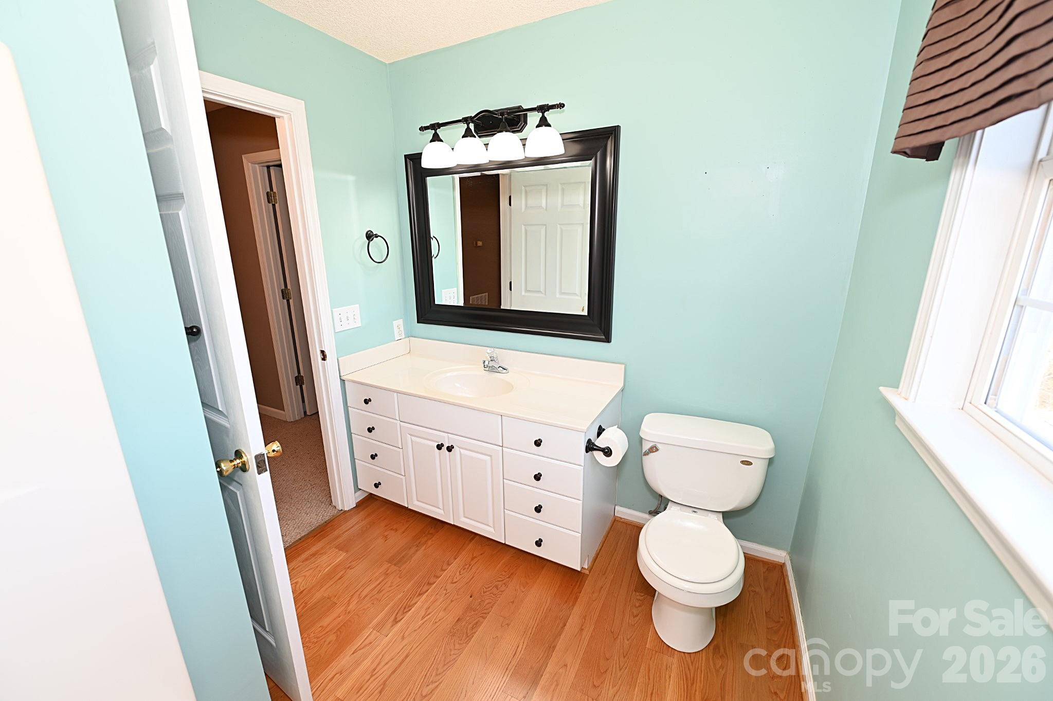 Upstairs - 518 30th Avenue Circle NE, Hickory