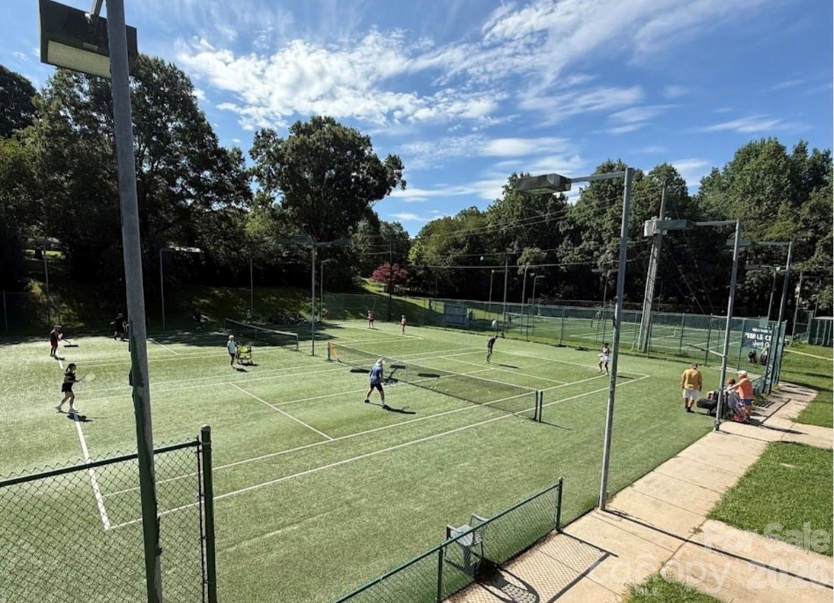 Pebble Creek Tennis Club - 518 30th Avenue Circle NE, Hickory