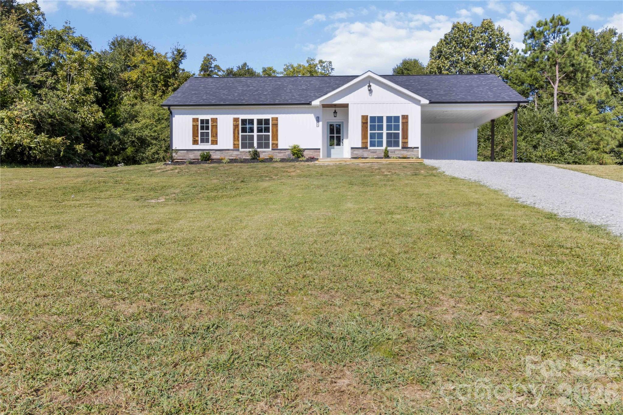 2605 Mt Prospect Road