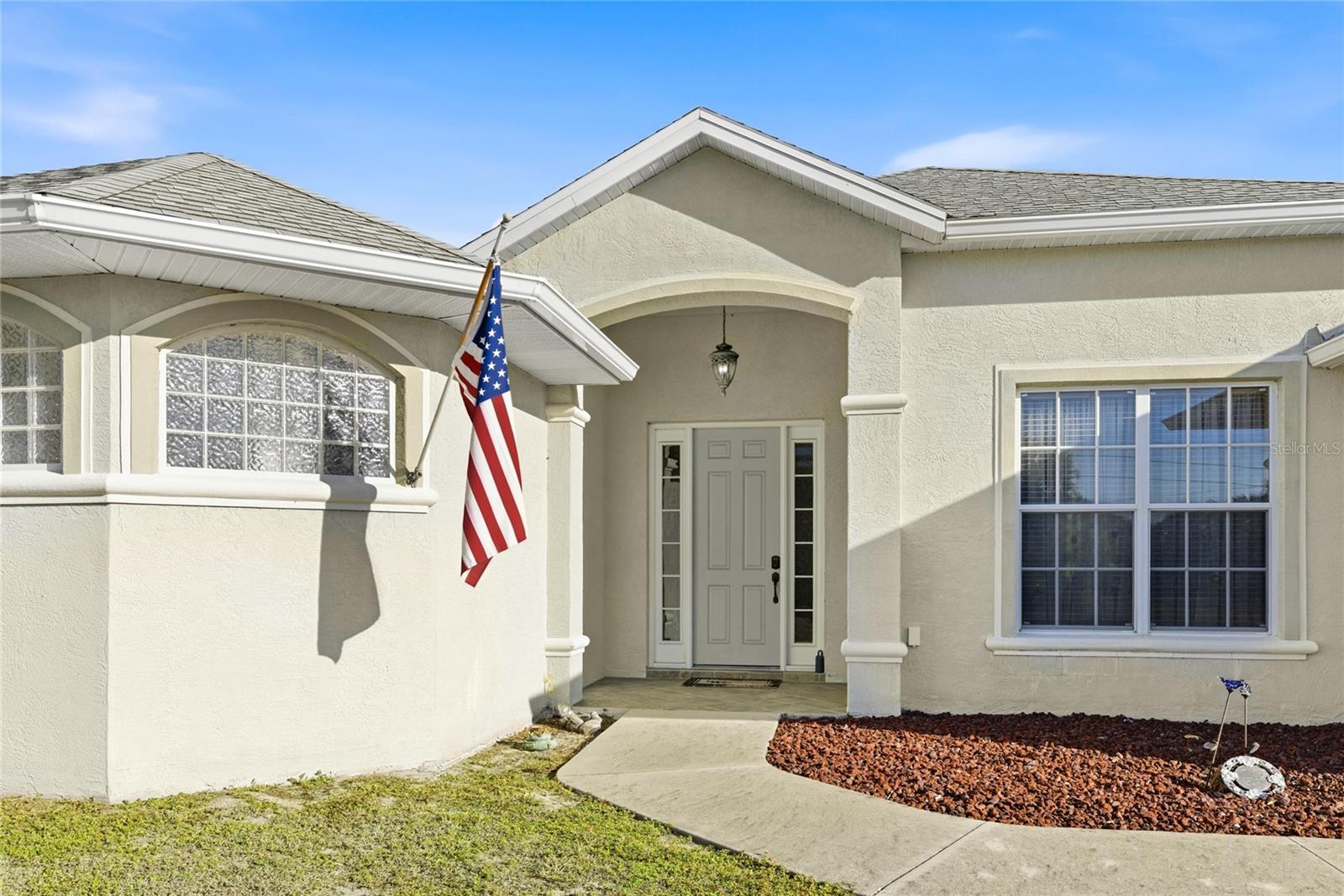 Single Family Residence at 17220 HORIZON LN, PORT CHARLOTTE, photo 5 of 33