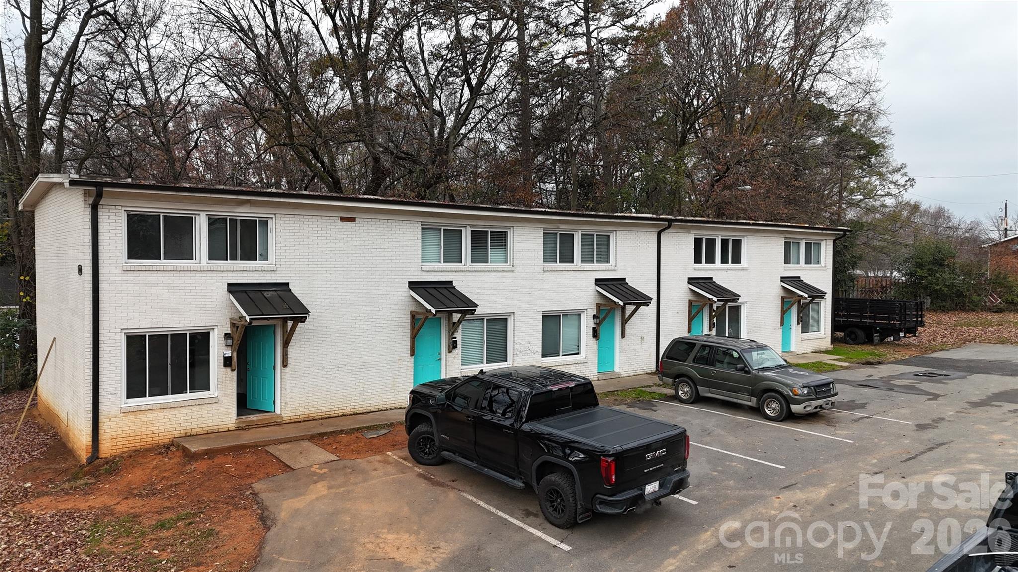 Apartment at 2336 Julia Avenue, Charlotte, photo 2 of 27
