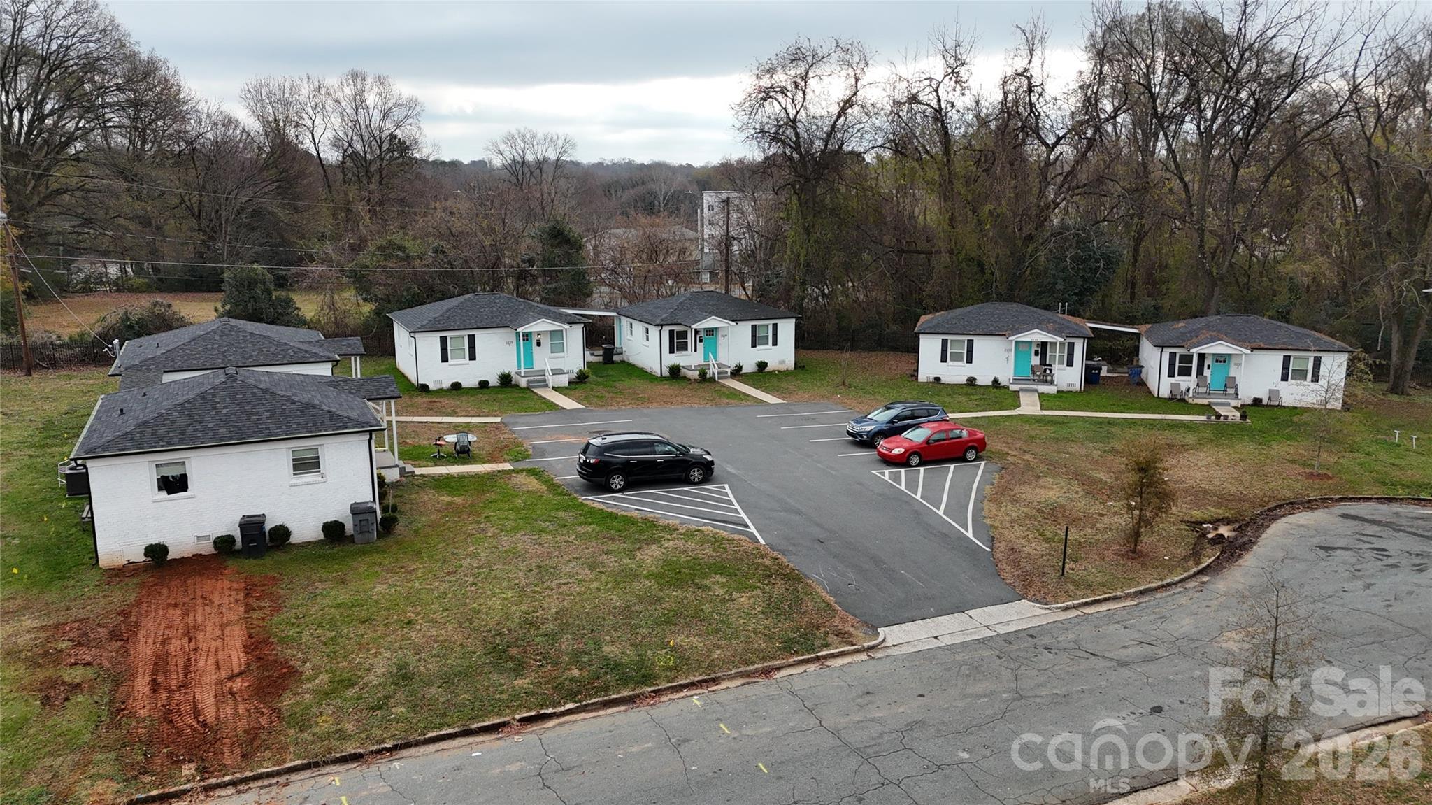 Sixplex at 2225 Alma Court, Charlotte, photo 2 of 11
