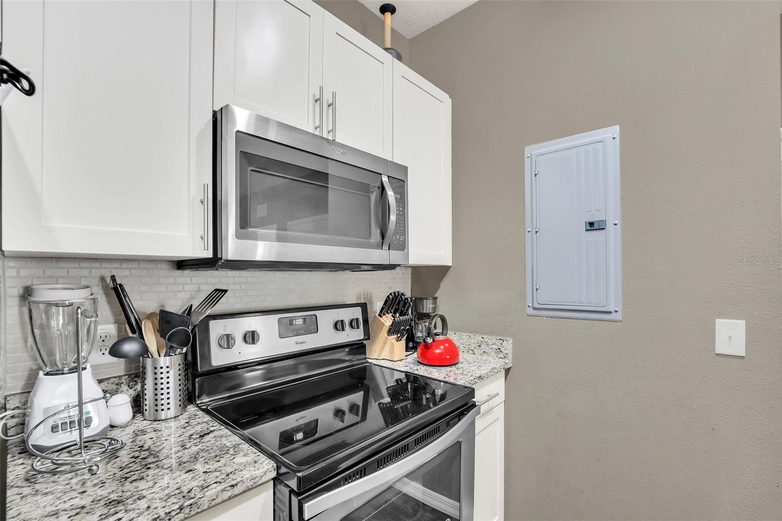 Townhouse at 8932 SHINE DR, KISSIMMEE, photo 7 of 25