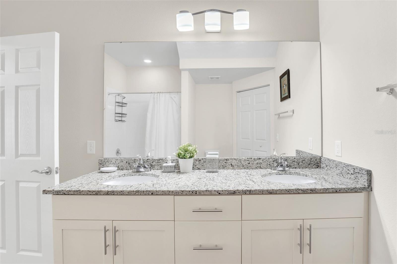 Townhouse at 8932 SHINE DR, KISSIMMEE, photo 11 of 25