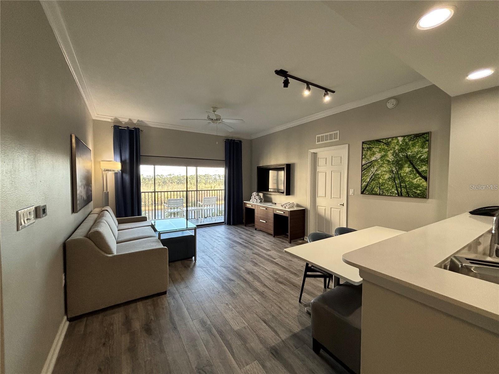 Condo - Hotel at 14501 GROVE RESORT AVE #1503, WINTER GARDEN, photo 7 of 41